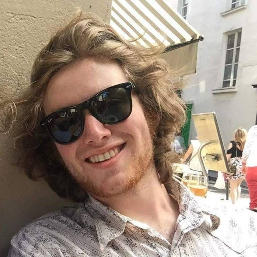 Meet your Posher, Cal
